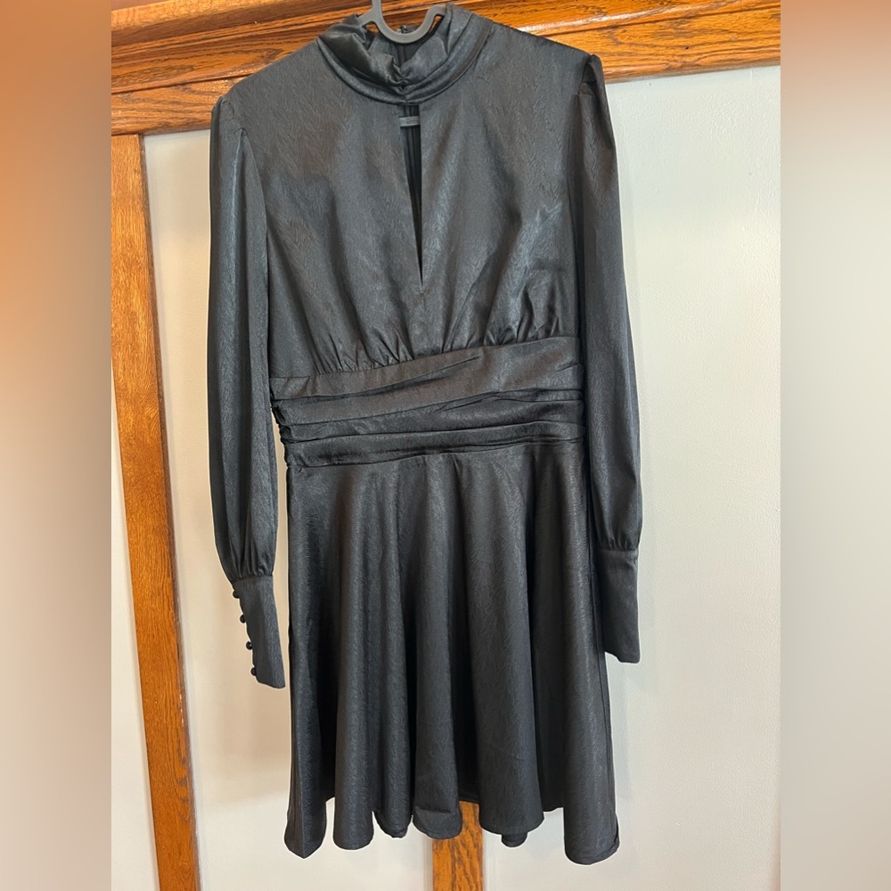 WAYF Holly Long Sleeve Mini Dress Size S. NWT